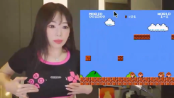 Twitch Streamer Plays Super Mario Bros With Custom Shirt Controller