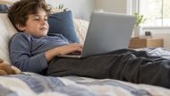 Toasted skin syndrome rash caused by prolonged laptop heat