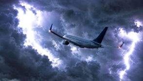 Plane in thunderstorm