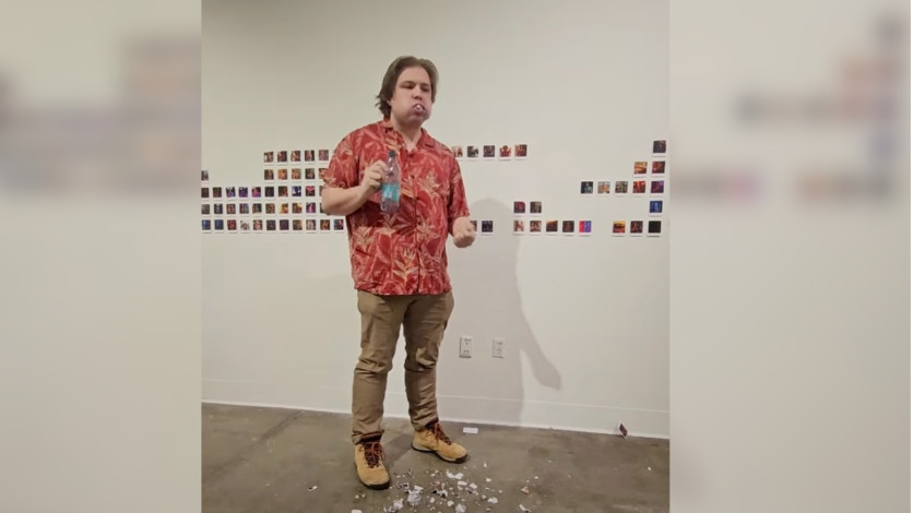 0 Calories Performance Piece by Graham Granger